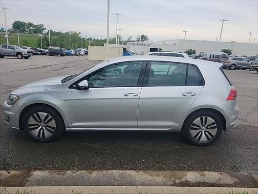 2016 Volkswagen e-Golf SEL Premium