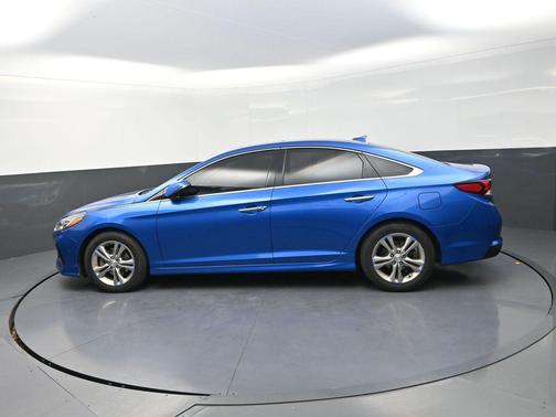 2018 Hyundai SONATA Limited
