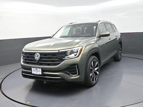 Avocado Green Pearl 2026 Volkswagen Atlas 2.0T SEL Premium R-Line 4MOTION