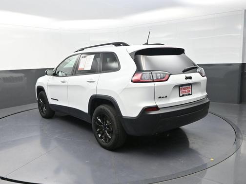 2023 Jeep Cherokee Altitude