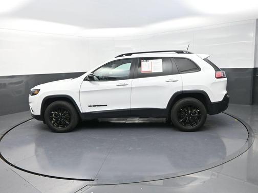 2023 Jeep Cherokee Altitude