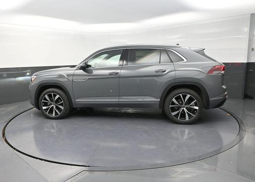 2025 Volkswagen Atlas Cross Sport 2.0T SEL Premium