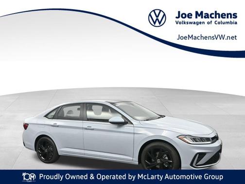 Monument Gray 2026 Volkswagen Jetta 1.4T SE