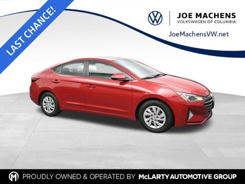 2019 Hyundai ELANTRA SE