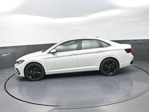 2026 Volkswagen Jetta 1.4T SE