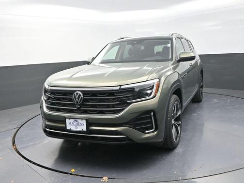 2026 Volkswagen Atlas 2.0T SEL Premium R-Line 4MOTION