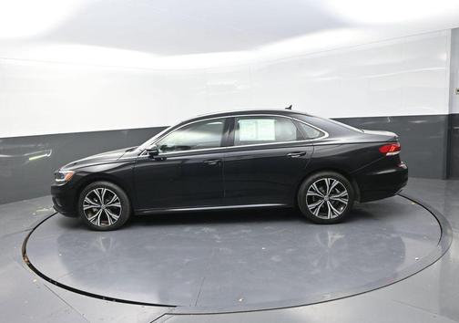 2022 Volkswagen Passat 2.0T SE