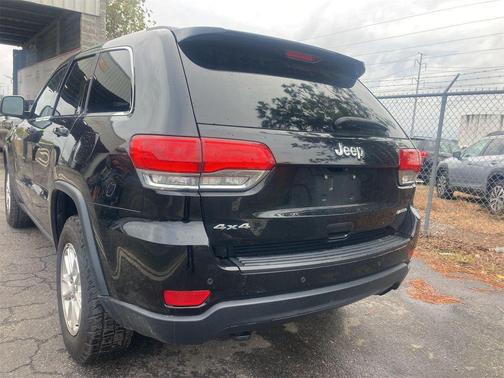 2019 Jeep Grand Cherokee Laredo