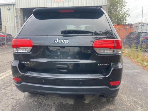 2019 Jeep Grand Cherokee Laredo