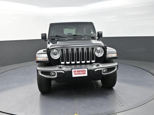 2023 Jeep Wrangler 4-Door Sahara 4x4