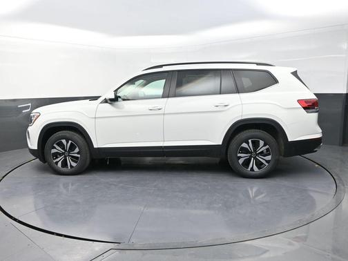 2025 Volkswagen Atlas 2.0T SE