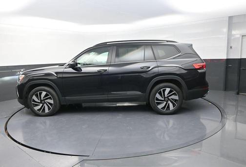 2024 Volkswagen Atlas 2.0T SE w/Technology 4MOTION