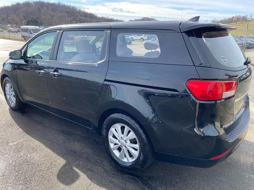 2018 Kia Sedona L