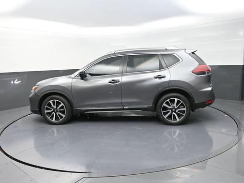 2020 Nissan Rogue SL