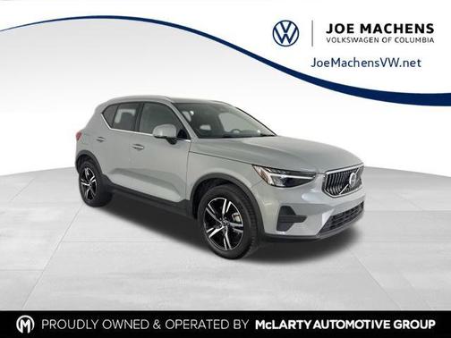 2024 Volvo XC40 B5 Core