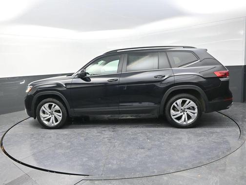 2023 Volkswagen Atlas 3.6L SE w/Technology