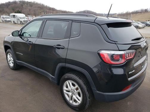 2018 Jeep Compass Sport