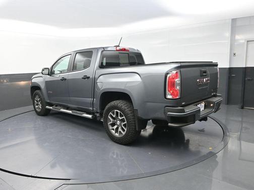 2022 GMC Canyon AT4
