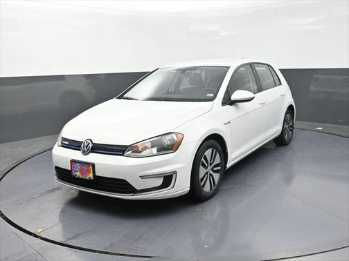 2016 Volkswagen e-Golf SE