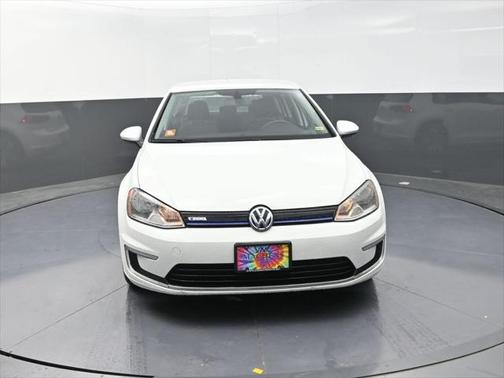 2016 Volkswagen e-Golf SE