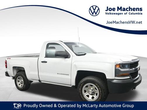 Summit White 2018 Chevrolet Silverado 1500 WT