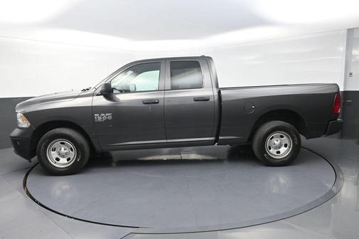 Granite Crystal Metallic Clearcoat 2019 RAM 1500 Tradesman
