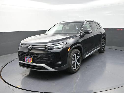 2025 Volkswagen Tiguan 2.0T SE 4MOTION