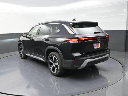 2025 Volkswagen Tiguan 2.0T SE 4MOTION