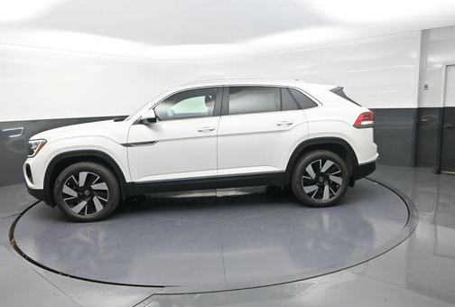 2026 Volkswagen Atlas Cross Sport 2.0T SEL