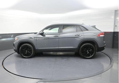 pure gray 2026 Volkswagen Atlas Cross Sport 2.0T SE w/Technology 4MOTION