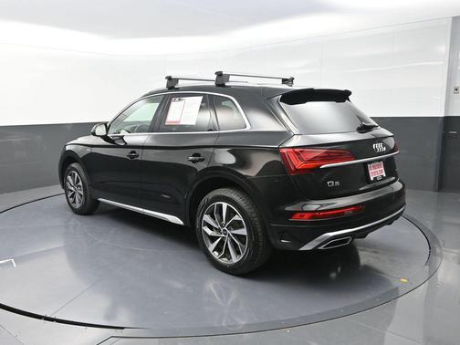2024 Audi Q5 45 S line Premium Plus