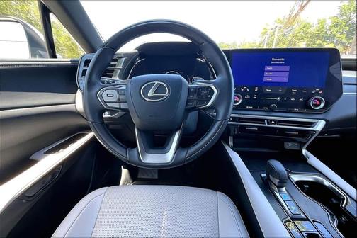 Eminent White Pearl 2023 Lexus RX 350 Premium Plus