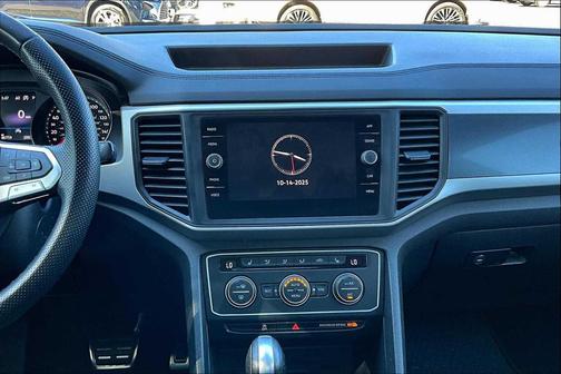 2021 Volkswagen Atlas 3.6L SE w/Technology