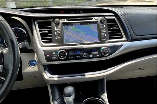 2019 Toyota Highlander Hybrid XLE