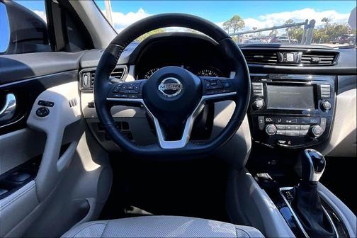 2021 Nissan Rogue Sport SL