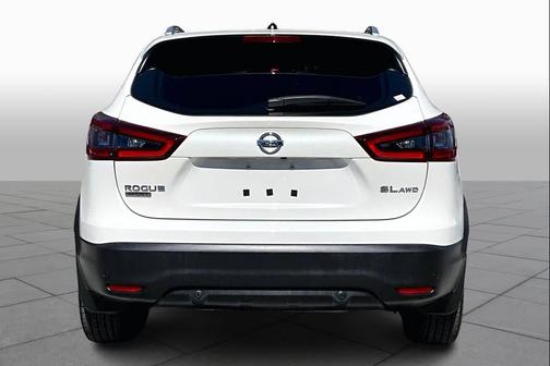2021 Nissan Rogue Sport SL