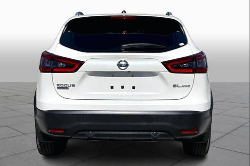 2021 Nissan Rogue Sport SL