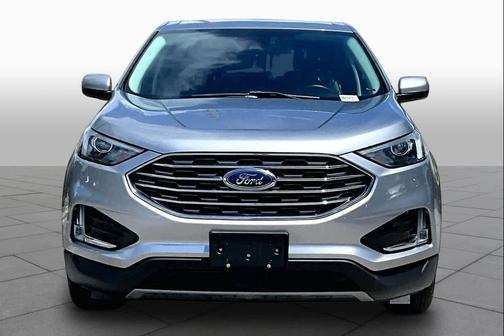 Iconic Silver Metallic 2022 Ford Edge SEL