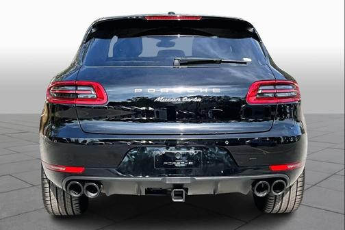 2017 Porsche Macan Turbo