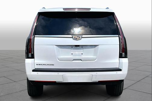 2018 Cadillac Escalade Platinum