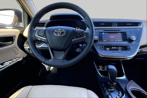Creme Brulee Mica 2014 Toyota Avalon XLE Touring
