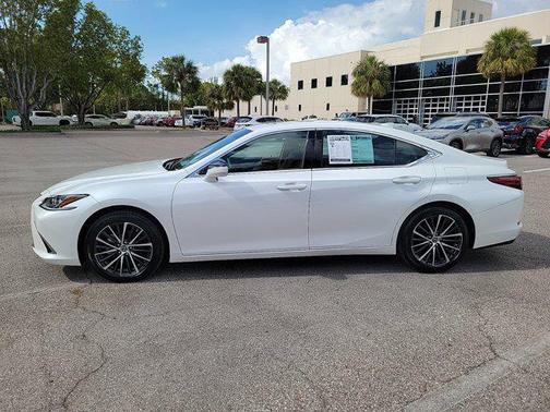 2024 Lexus ES 350 Base