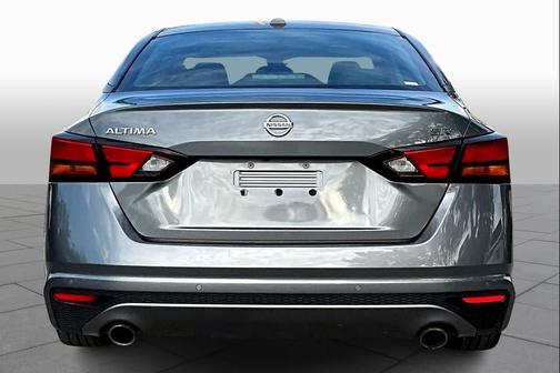 2020 Nissan Altima SR FWD