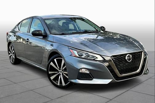 2020 Nissan Altima SR FWD