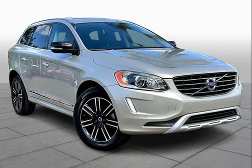 2017 Volvo XC60 T5 Dynamic