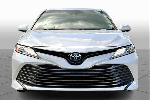 2018 Toyota Camry Hybrid XLE