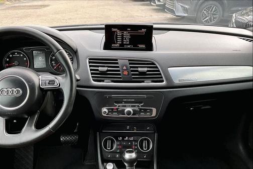 2018 Audi Q3 2.0T Premium