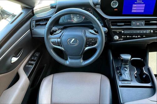2023 Lexus ES 350 Base