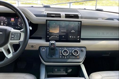 2023 Land Rover Defender 130 SE