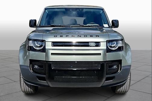 2023 Land Rover Defender 130 SE